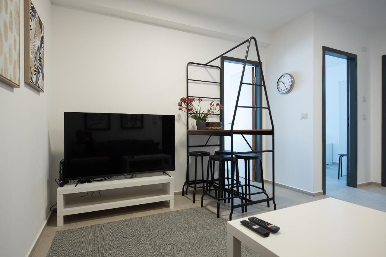 Port - Downtown Luxury