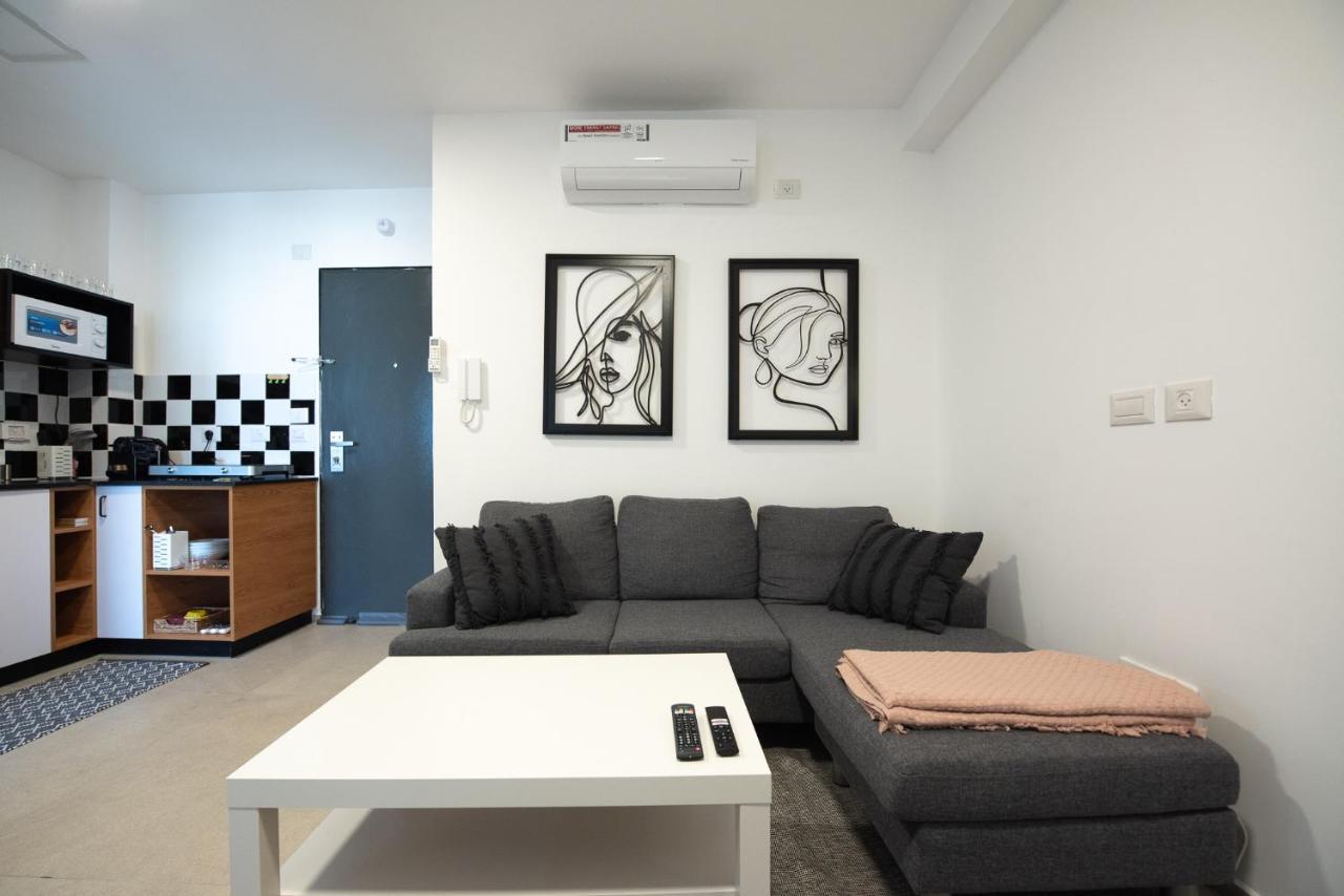 Port - Downtown Luxury דירה