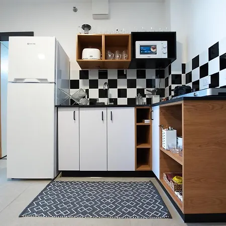 Port City Haifa - Downtown Luxury Apartments מראה חיצוני תמונה