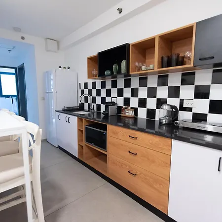 Port City Haifa - Downtown Luxury Apartments מראה חיצוני תמונה